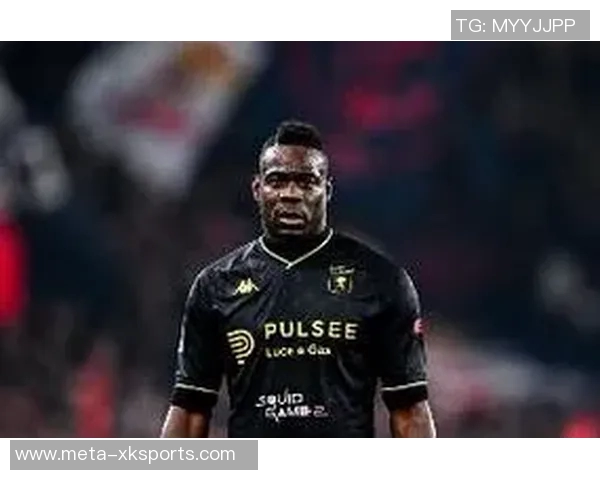 巴洛特利为保持竞技状态加盟第五级别球队进行训练